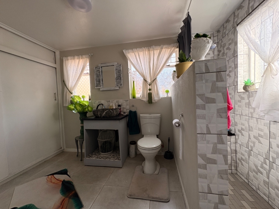 3 Bedroom Property for Sale in Flimieda North West